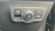 Mercedes-Benz GLB 200 AMG Line Premium 5dr 7G-Tronic Petrol Estate